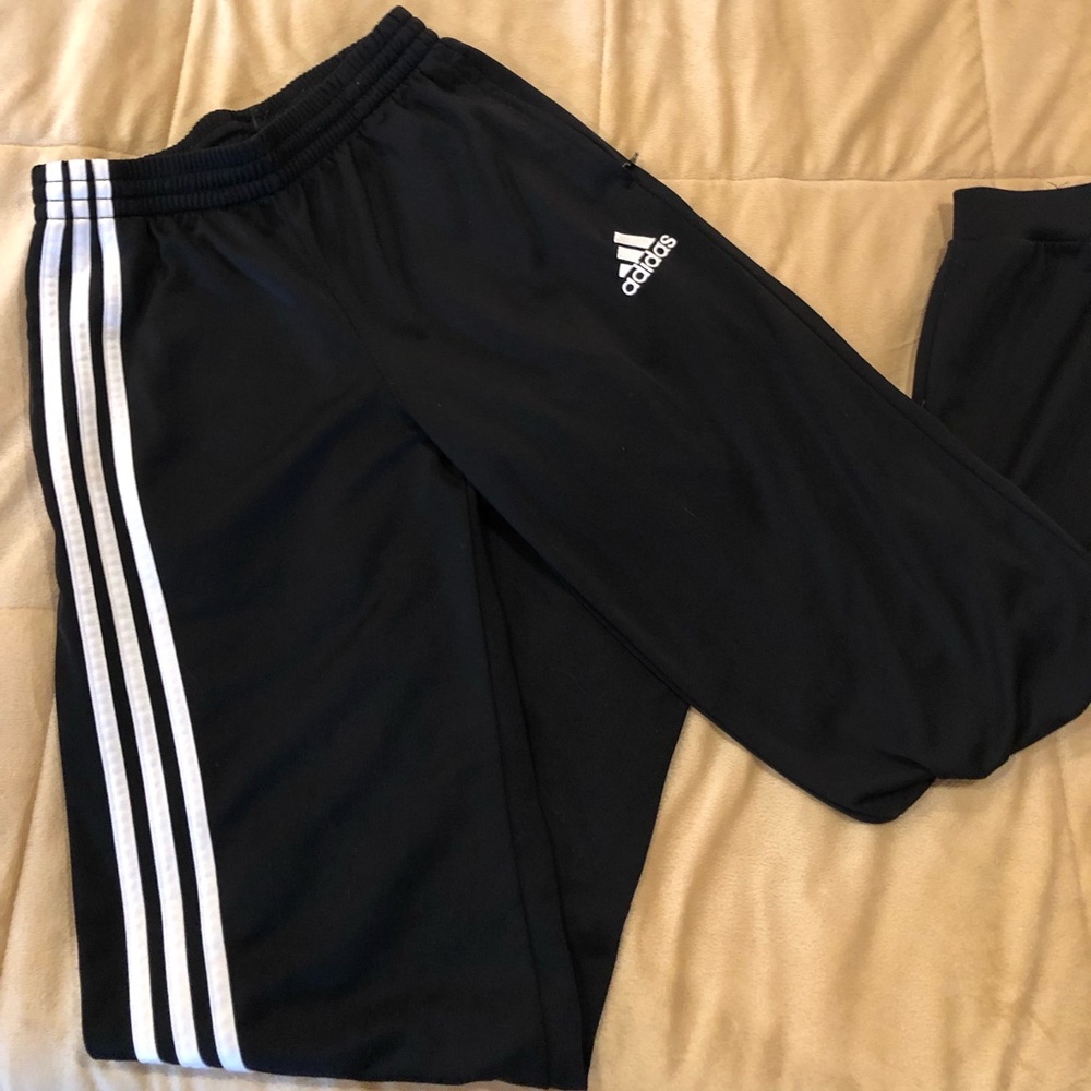 Adidas Sweat Pants  XL